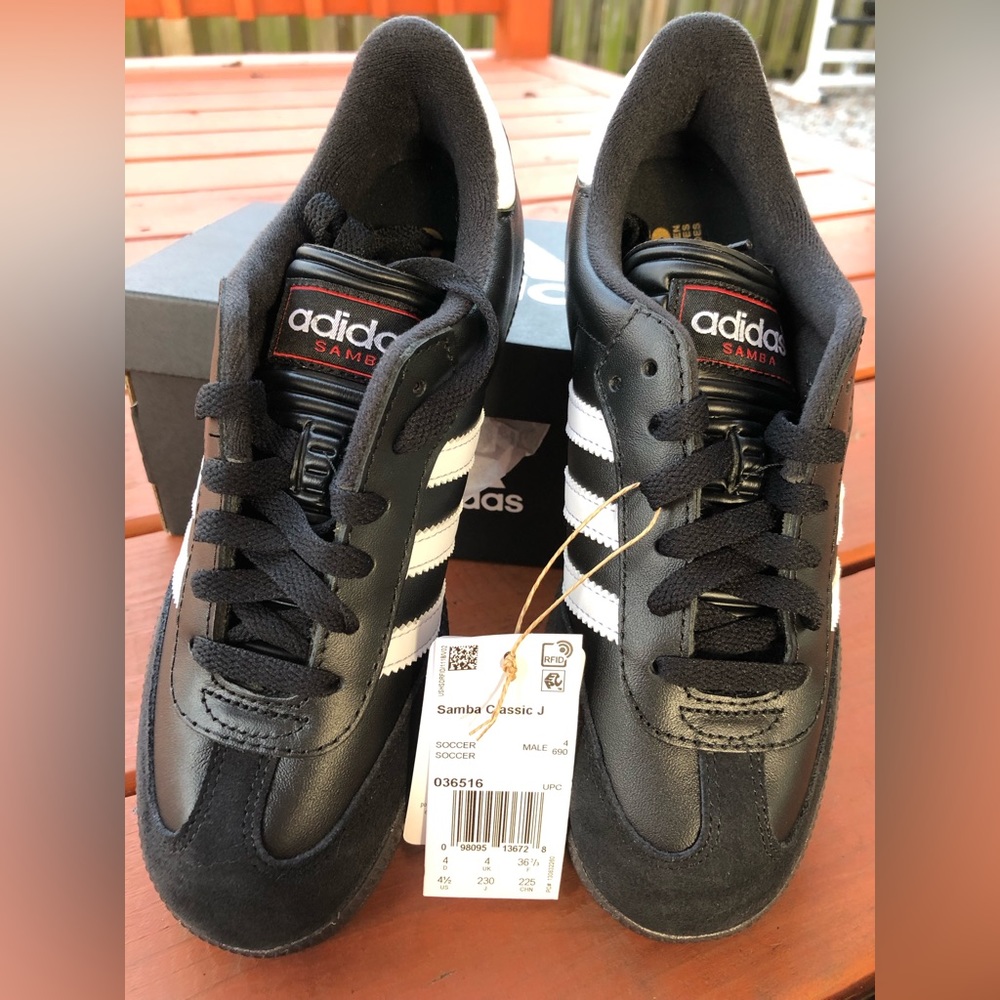 New Adidas Samaba